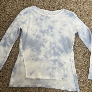 this is a oversized ish blue and white tie dye sweater / long sleeve
